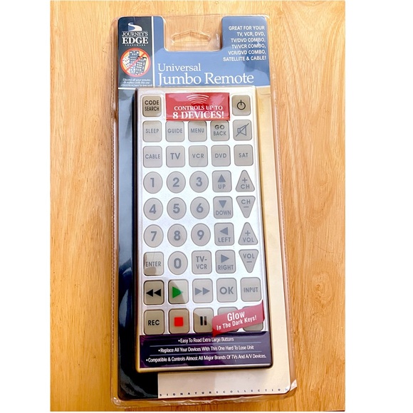 NEW Jumbo Universal Remote Control Up to 8 Devices. GLOW in the Dark Buttons BIG - Picture 5 of 11